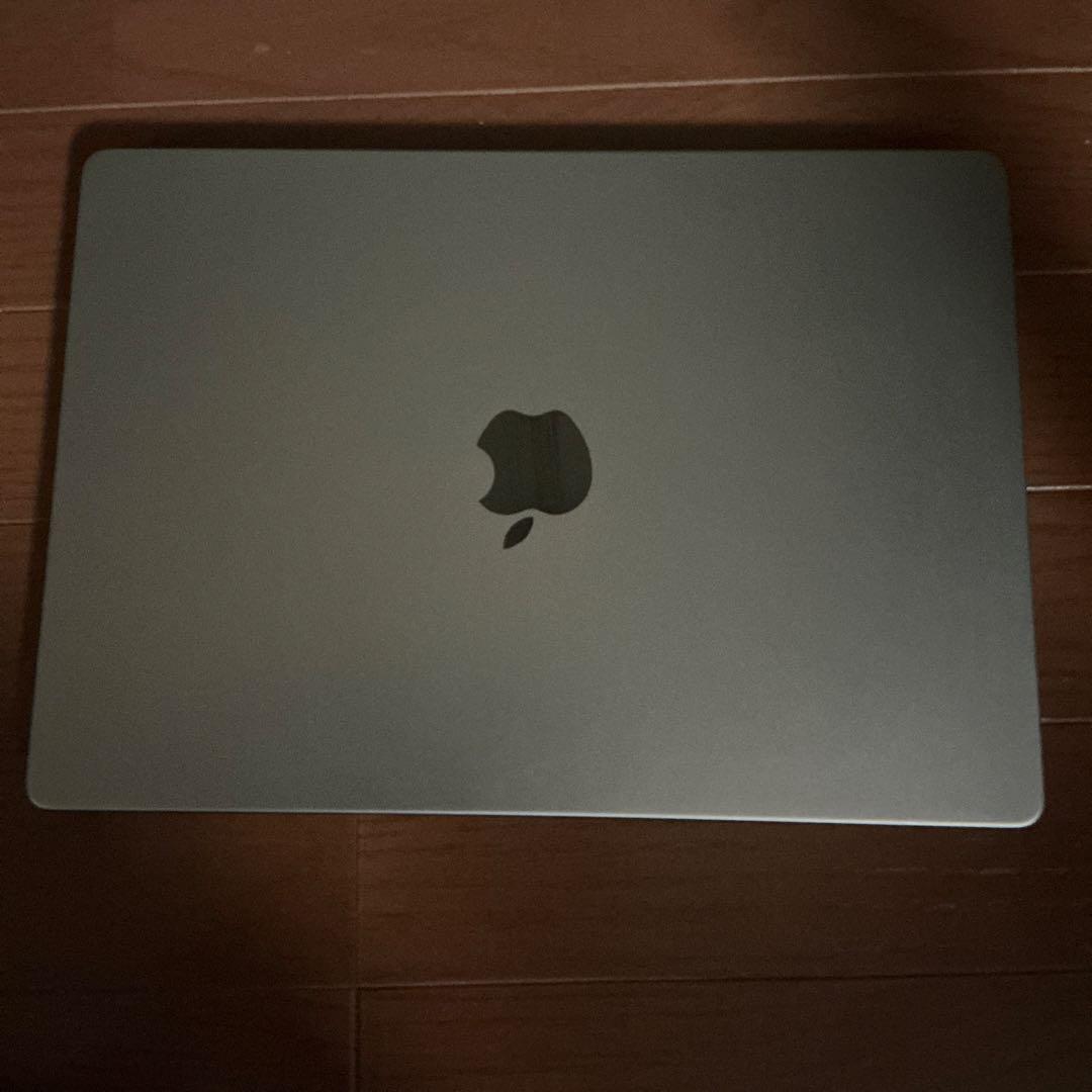S*s様 MacBook Pro M1Pro CPU10 GPU1416GB1T