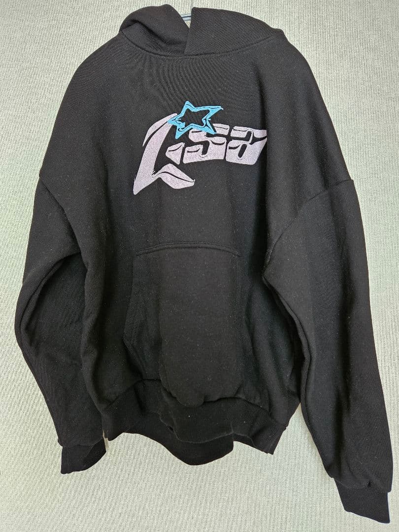 LISA HOODIE ポップアップ