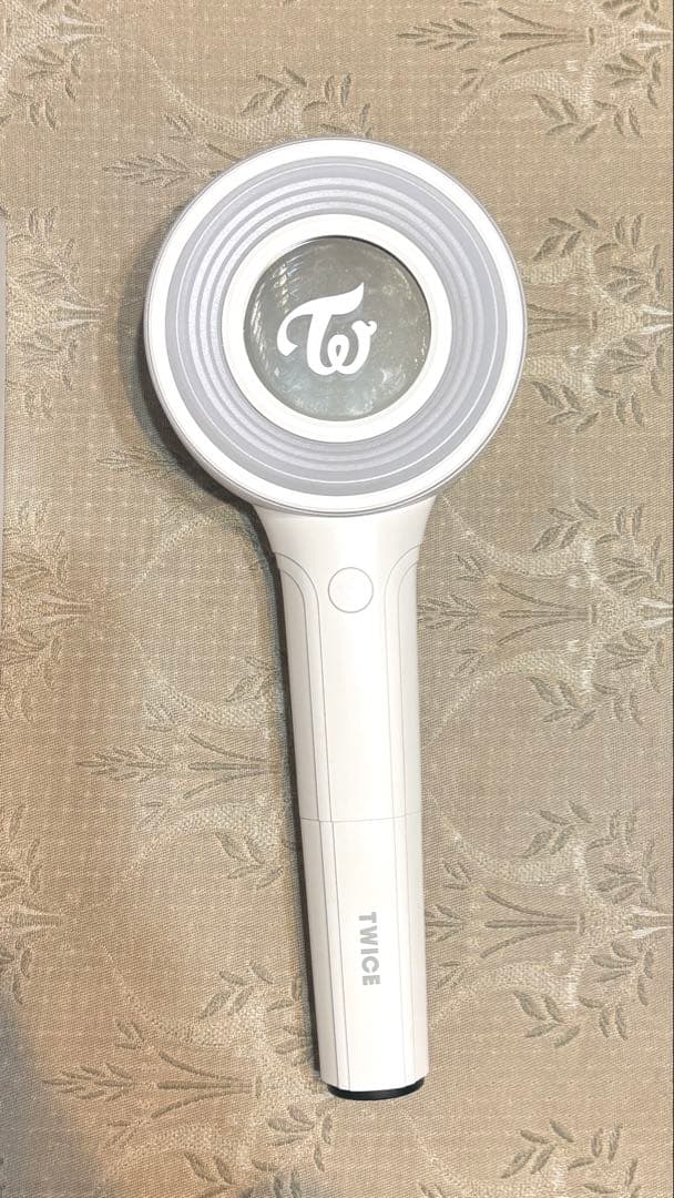 TWICE ペンライト 箱付き