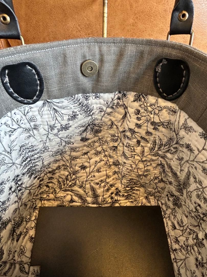 ハンドメイド　パッチワーク　キルトバッグ